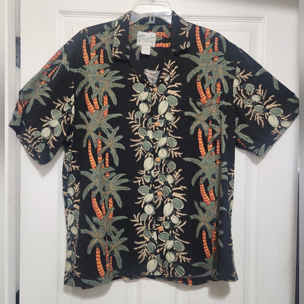 Diamond Head Sportswear Hawaiian Shirt Black Background Button Down Men's Large